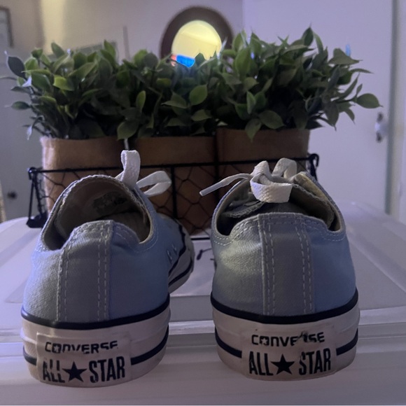 Chuck Taylor BABY BLUE CONVERSE SNEAKERS 🌼 - Picture 2 of 6